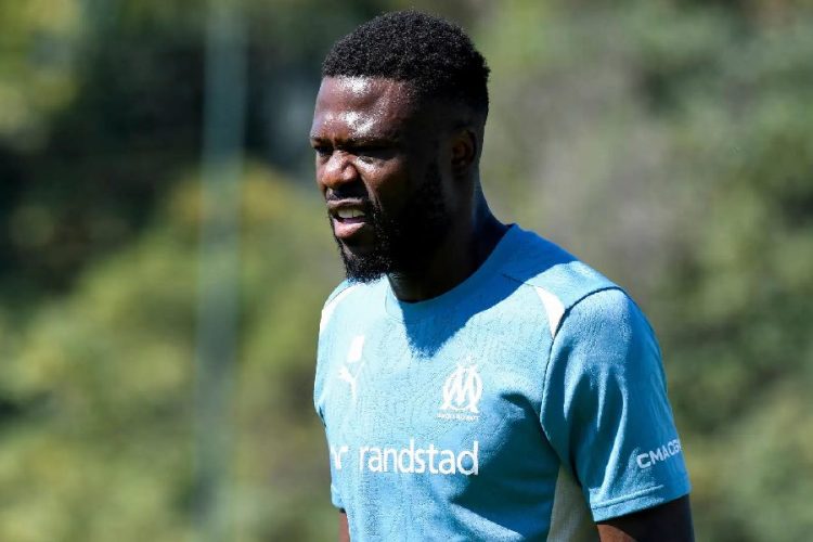 Cinq stars de la Ligue 1 en fin de contrat en 2025 : Quel avenir pour ces joueurs ?